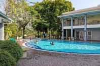 Swimming Pool Aini's Guest House In Vista Amani Condo