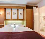 Bedroom 6 Centro Hotel Consul Kiel by INA