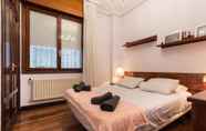 Bedroom 7 Piso Señorial en Corazon de Bilbao