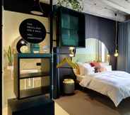 Bilik Tidur 2 25hours Hotel The Circle