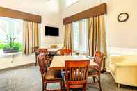 Kamar Tidur Econo Lodge Inn & Suites Radford-Blacksburg Area