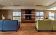 Common Space 7 Comfort Inn & Suites – Harrisburg Airport – Hershey South