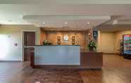 Lobby 3 Comfort Inn & Suites – Harrisburg Airport – Hershey South