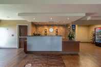 Lobby Comfort Inn & Suites – Harrisburg Airport – Hershey South