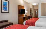 Bedroom 3 Comfort Suites Columbus Airport