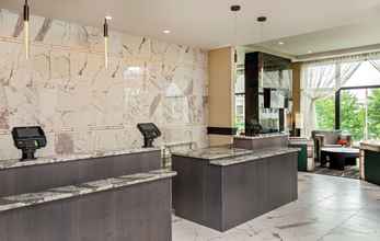 Sảnh chờ 4 DoubleTree by Hilton Youngstown Downtown