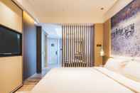 Bedroom Atour Hotel Hongqiao Hub National Exhibition Center Shanghai