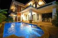 Swimming Pool Baan Ari