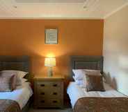 Bedroom 3 Birch 14 With Hot Tub, Newton Stewart