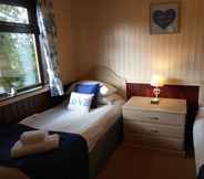 Bedroom 7 Birch Lodge 13 with Hot Tub