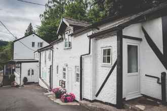 Exterior 4 Ye Old Ferrie Inn