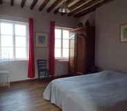 Kamar Tidur 4 Le Manoir de Briquedalles