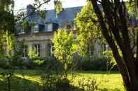 Exterior Le Manoir de Briquedalles