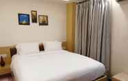 Bilik Tidur 4 Hotel Emirates