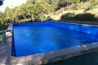 Swimming Pool Masia La Safranera