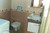 In-room Bathroom Ayvalik Camlik Villalari