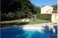 Swimming Pool Clos St Pierre de Fraisse