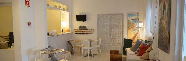 Sảnh chờ Hostal Marina Cadaqués