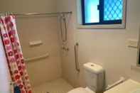 Toilet Kamar Gin Gin Budget Accommodation