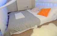 Kamar Tidur 4 Warwick Home Lisca House