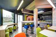 Bar, Cafe and Lounge ibis budget Caen Nord Mémorial