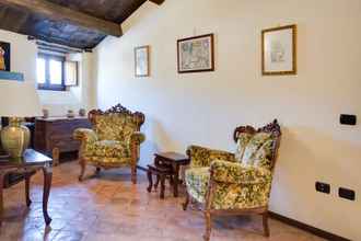 Lobby 4 Castello Di Caccuri Suites