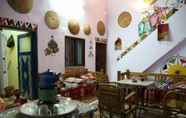 Restoran 3 Colly Nubian House