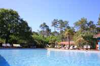 Kolam Renang Green Resort