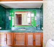 Phòng tắm bên trong 3 Sirohi House