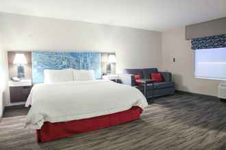 Bedroom 4 Hampton Inn & Suites Mount Laurel/Moorestown