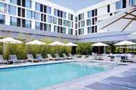 Swimming Pool Residence Inn by Marriott Dallas by the Galleria
