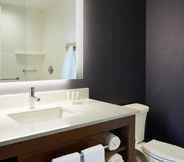 In-room Bathroom 4 Residence Inn by Marriott Dallas by the Galleria