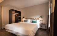 Bedroom 5 Hotel Sagarlore