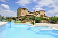 Swimming Pool Agriturismo Il Macchione