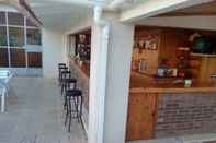 Bar, Cafe and Lounge Hostal Lleida