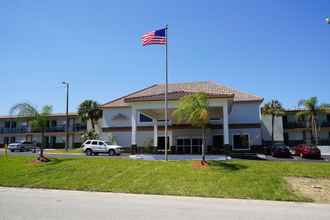 Exterior 4 Hawthorn Suites by Wyndham Kissimmee Gateway