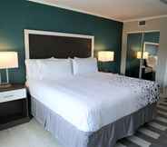 Bedroom 5 Hawthorn Suites by Wyndham Kissimmee Gateway