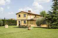 ภายนอกอาคาร Agriturismo il giardino degli ulivi