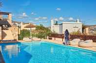 Swimming Pool Plagia Villas