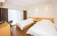 Kamar Tidur 5 San Tung Fong Commercial Inn South Wing