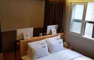 Kamar Tidur 7 DWELL HOTEL