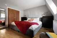 Bedroom The Norfolk Maisonette - Lovely 4BDR Mews Home in Paddington