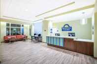 Lobi Days Inn & Suites by Wyndham Kearney