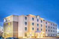 Exterior Days Inn & Suites by Wyndham Kearney