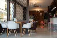 Bar, Cafe and Lounge The Pinehouse Habitat Songkhla