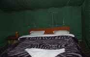 Kamar Tidur 5 Auspicious Camps and Cottages