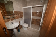 In-room Bathroom Hotel Feryıl Liman