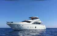 Bên ngoài 4 Italy Luxury Yacht Charter