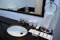 In-room Bathroom Mahadev Palace