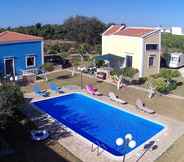 Swimming Pool 2 Athousakis Village